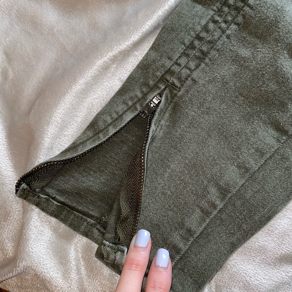 Jeans - Picture 4 of 4